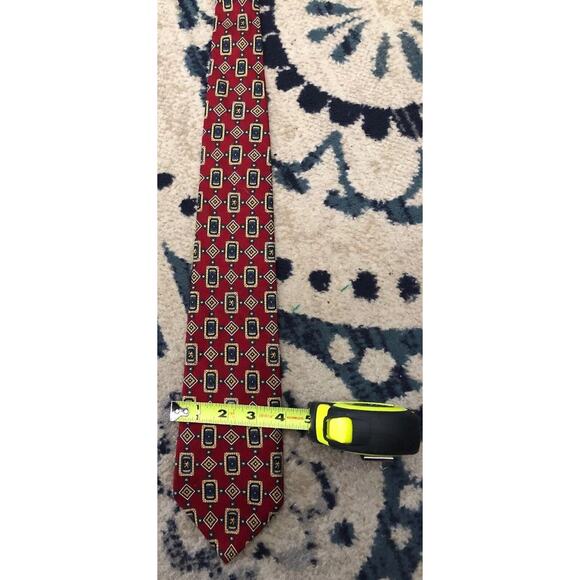 Tommy Hilfiger Men's 100% Italian Silk Tie Classic 2 Tone Design Red & Blue GUC - Picture 3 of 7